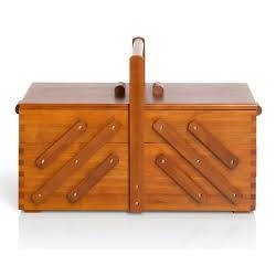 Scatola da cucito in legno